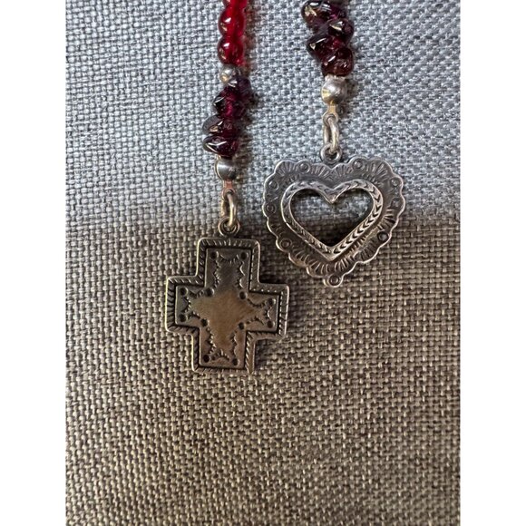 Silpada Garnet Lariat Cross & Heart Pendant Necklace With Box & Pouch - Picture 3 of 5